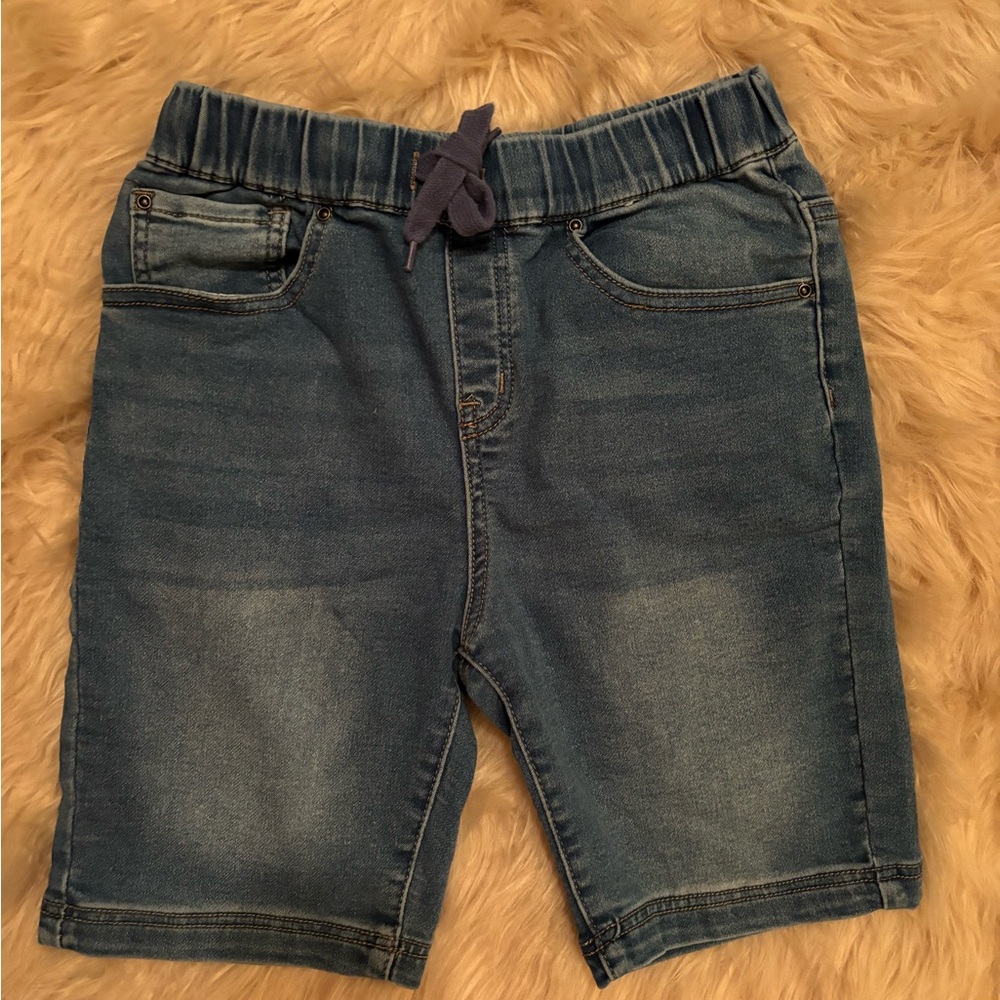 Size 10 / Medium Shorts